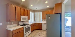 864 BRAMBLE LN CORONA 92878 (3 BED / 2.5 BATH) Gallery 7