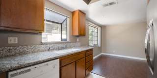 Move-In Ready 2BR in the Heart of Pasadena | In-Unit Washer & Dryer Gallery 8