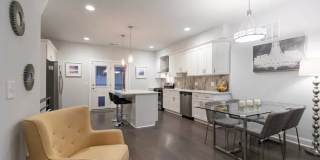 Modern New Luxury Apartment Fishtown Gallery 19