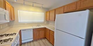 Newly Renovated 3 Bedroom 2 Bath Gallery 8