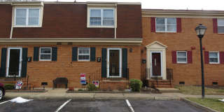 Woodmere Pointe Condominium-Petersburg Gallery 1