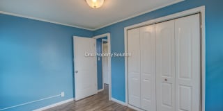 7611 Northcote Avenue Gallery 12
