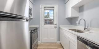 306 Wilson Ave Gallery 1