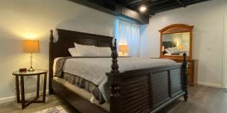 406 Lark Lane - 1 Gallery 21