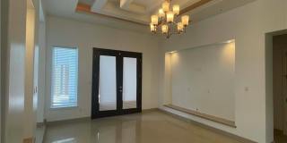 2436 E 8th Avenue Gallery 16