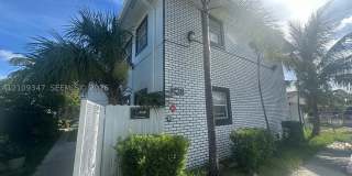 3128 SW 12th Pl Gallery 1