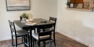 Townhome -2 bed 2.5 bath + bonus area Gallery 16