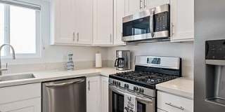 131 Gull St Gallery 8