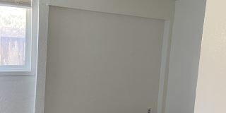 404 South Juanita Avenue Gallery 33
