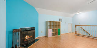 2048 PIERIS Court Gallery 20