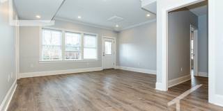 Fantastic, Newly renovated 4-bd/2 ba with Laundry Gallery 12