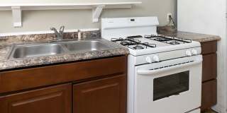 Hawthorne Street Gallery 30