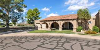 7500 N VIA CAMELLO DEL SUR -- Gallery 1