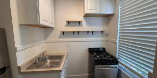 Adams Apartments Gallery 12