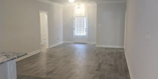 WENDELL IV G in The Cove at Villaggio community offers a 3 bedroom, 2 full bathroom Gallery 7
