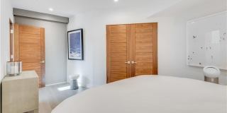 810 Esplanade Gallery 27