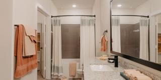 Arden at Midtown GP Gallery 16