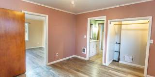 $500 OFF Special - Beautiful 4 Bed/1 Bath Home in Astoria Gallery 22