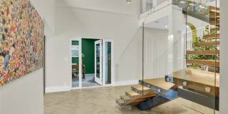 319 S Riverside Drive Gallery 22