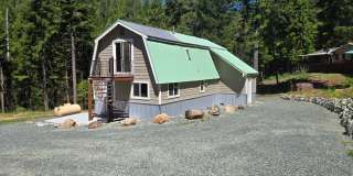 Charming 2 bedroom 1.5 bath ADU on acreage Gallery 1