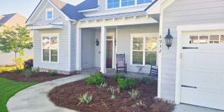 Spacious 4BR/3BA Home with Open Floor Plan, Screened Porch & Fenced Backyard Gallery 1