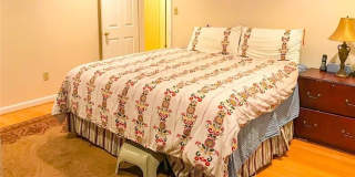 431 Glenbrook Road unit: 3 Gallery 30