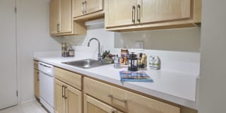 Kensington Manor Apartments Gallery 11