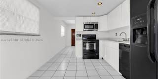 321 SW 1st Ct Gallery 12
