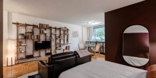 Quebec House Gallery 9