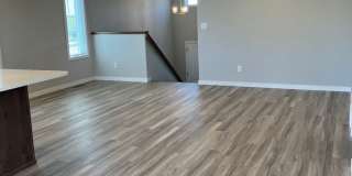 4 Bed 3 Bath Single Family Home Gallery 37