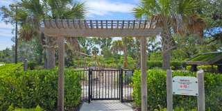 Annual Furnished or Seasonal Short-Term 4 Bedroom 2.5 Bathroom Home in Palmero! Gallery 5
