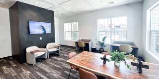 Garrett Uptown Gallery 7