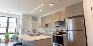 Walnut Street Commons Gallery 8