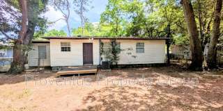 4527 Versailles Drive Gallery 30