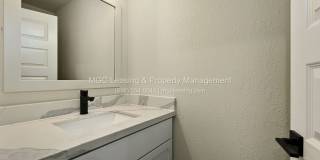 246-256 Persimmon Rd Gallery 17
