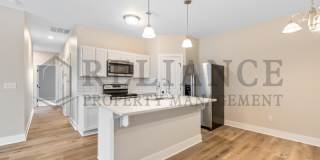 208 W May St Gallery 13