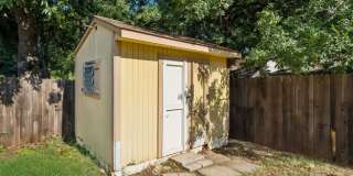 1909 Fountain View Gallery 22