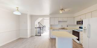 Spacious Family Three Bedroom Townhouse in Damascus! Pets Welcomed & Parking Included! Gallery 6