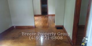 Two bedroom unit for rent in E Park St Toledo Gallery 1