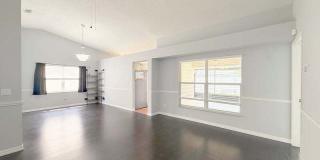 1118 Hardwood Drive Gallery 14