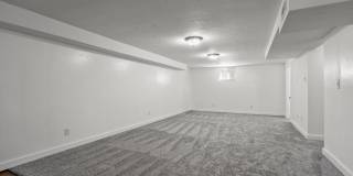 3323 JACKSON Ave Gallery 18