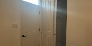 3494 Wainwright Street Gallery 29