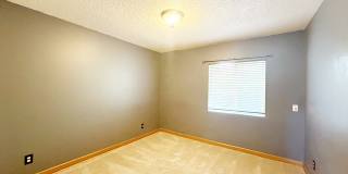 924 Shorewood Drive - B-16B-16 Gallery 13