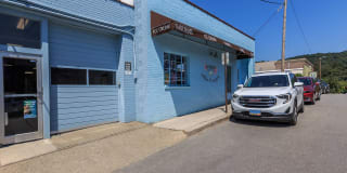 The Lofts at South Slope Gallery 6