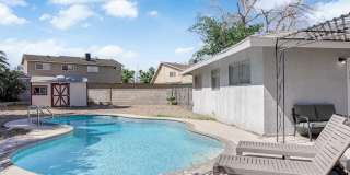 Family-Friendly House with Pool and Spacious room Gallery 46