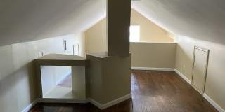 923 E Berwyn Street Gallery 18