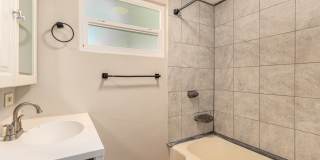 350 East Kelso Street Gallery 15