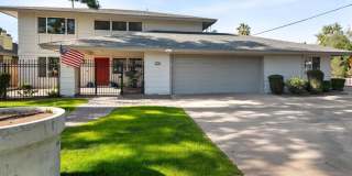 8464 N 7th Avenue Gallery 2