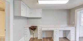 227 Alcovy Street Gallery 15
