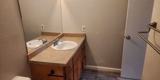 Charming 2-bedroom, 2- bathroom home in park like setting close to downtown Santa Rosa Gallery 18